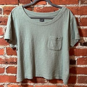 4 For 30$ 🧞‍♀️GAP textured boxy cropped tshirt